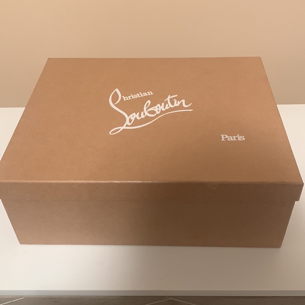 *LAST DAY* brand new Men’s Christian Louboutin Sneakers!!! - Picture 6 of 15